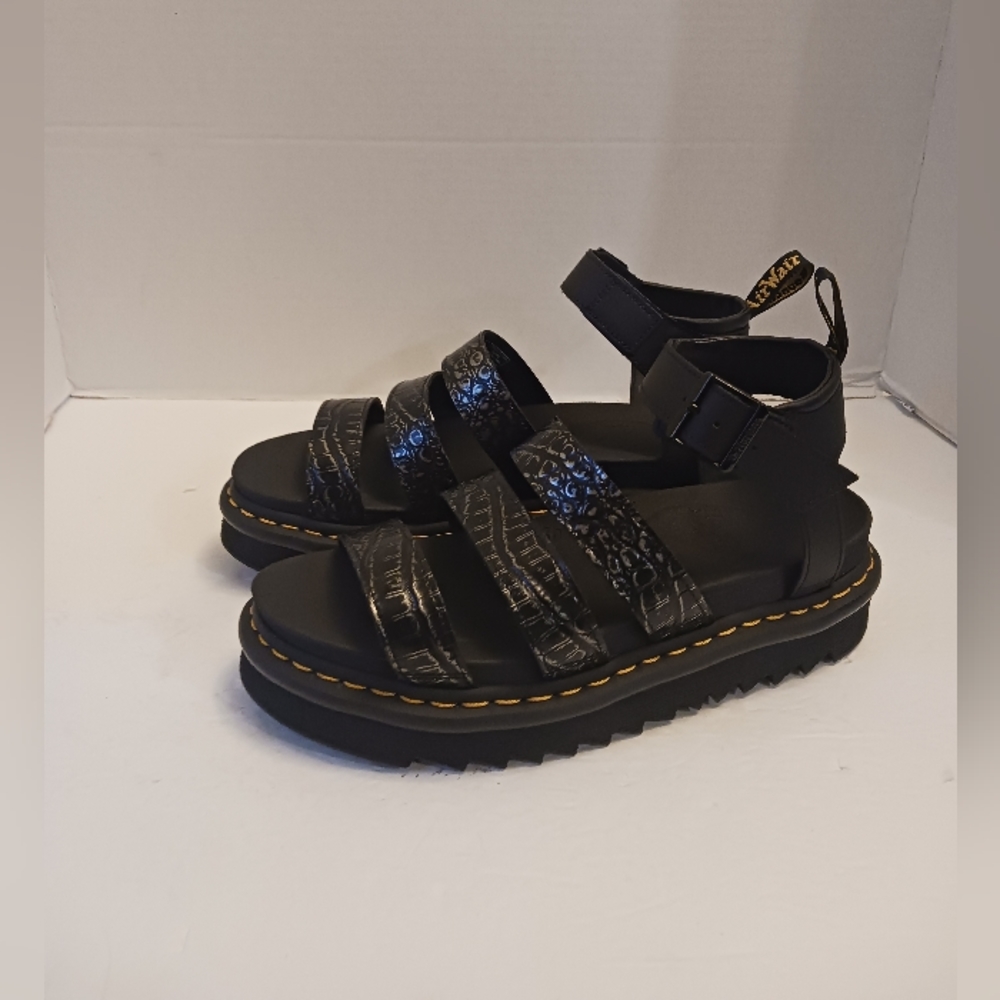 Dr.Martens Blaire Strap Sandals  Wild Croc Embossed Womens Size 9.5 New No Tags